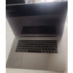 Apple MacBook Pro A1990 15.4" i7-8750H 