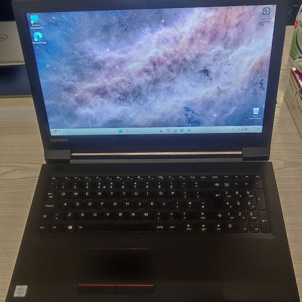 Lenovo V110-15ISK 15.6" i3-6006U Lenovo V110-15ISK 15.6" i3-6006U